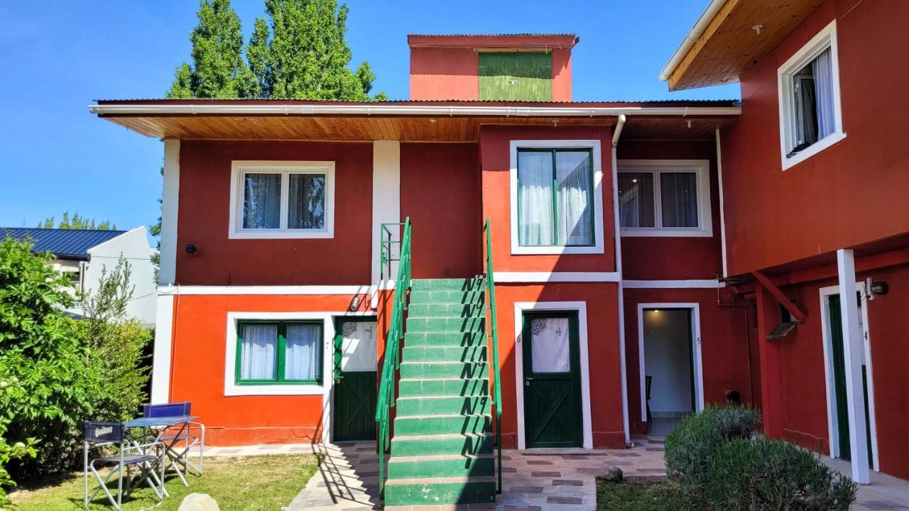Amancay Hostal Patagonico El Calafate Exterior photo